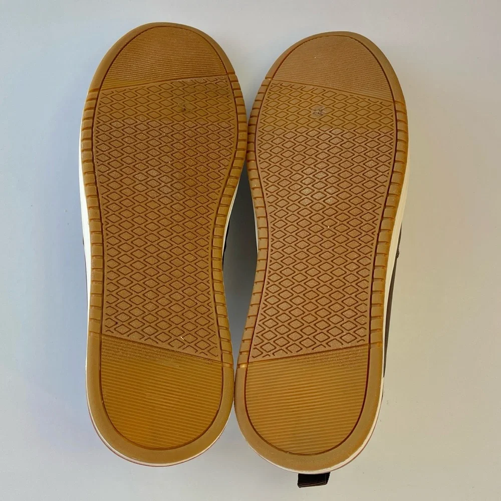 ST JOHN’S BAY DRY+COOL MEMORY FOAM LOAFERS
